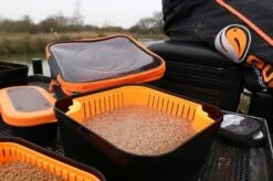 Bait Strainer 3,3 Pint - Guru -Vissen Verkoopwinkel 1266183926